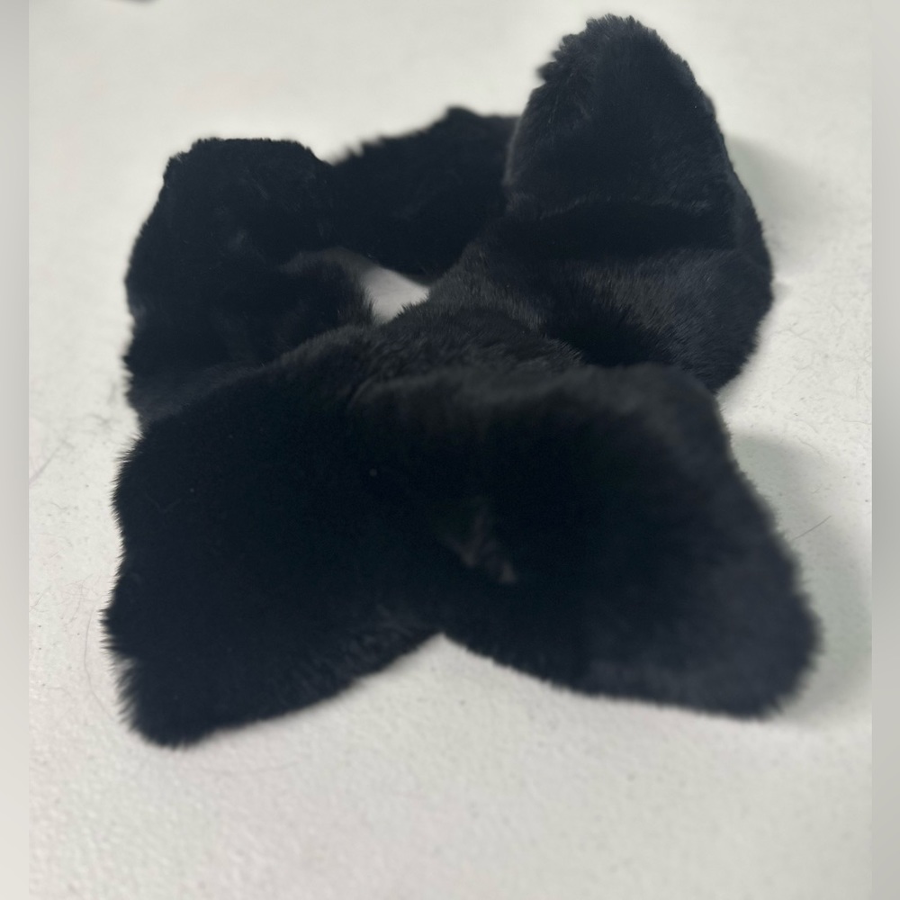 Neck warmer scarf. From Saks Fifth Ave. Black.
